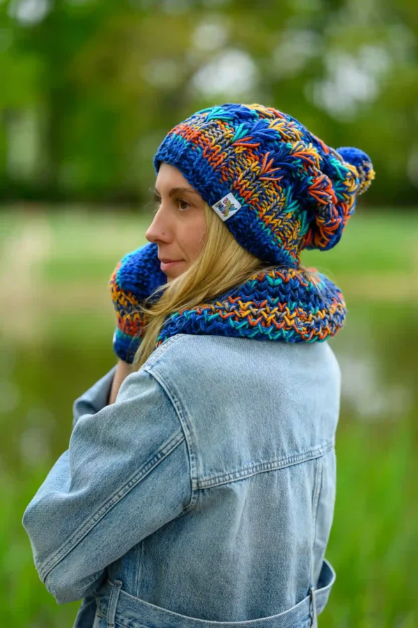 Mały komin MERINO 50% "Górski potok" 10 czapka i komin komplet