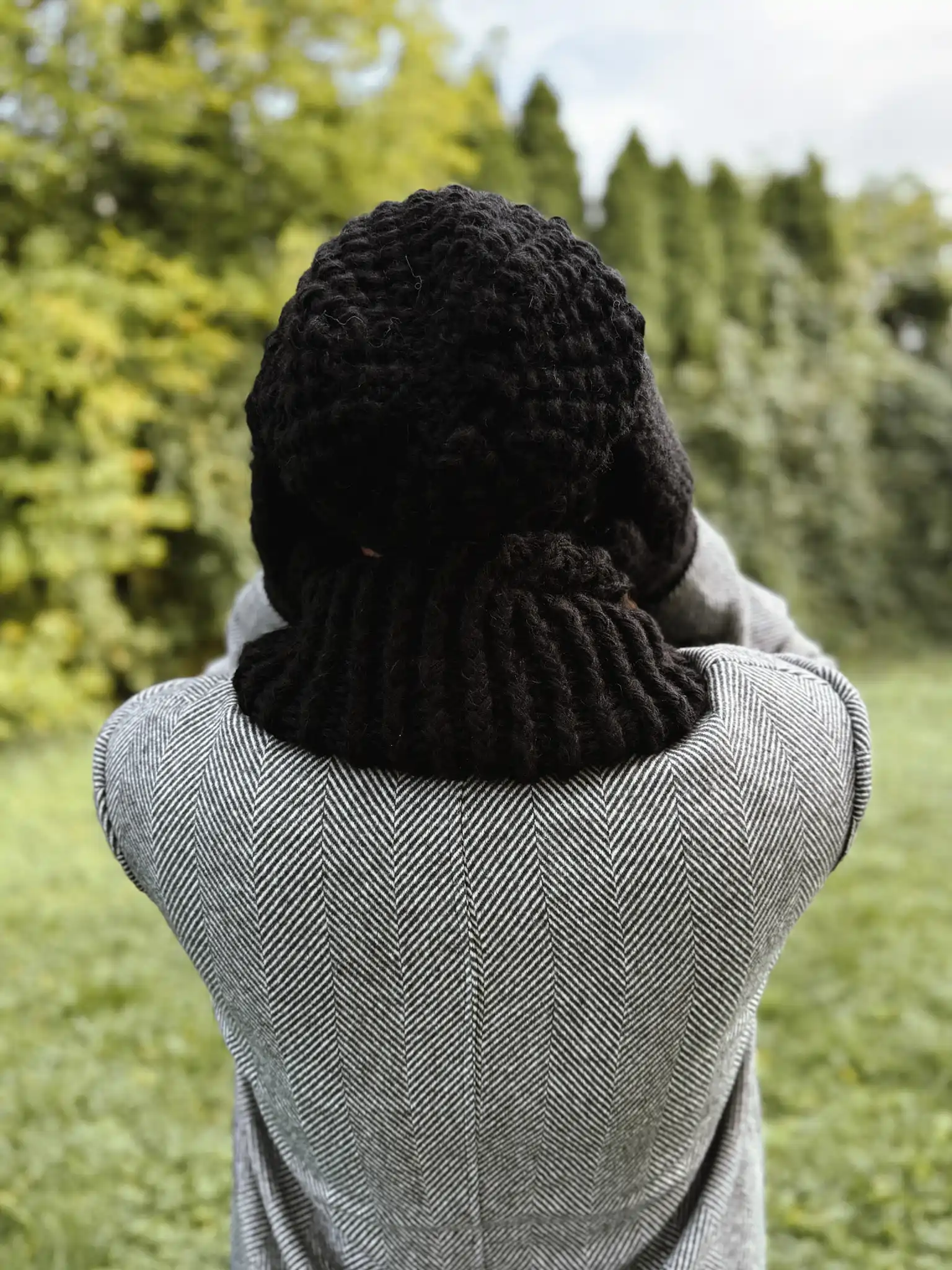 Męska czapka MERINO Neverland "Czarny" + podszewka JEDWAB 51 CZARNA CZAPKA MERINO Z JEDWABIEM