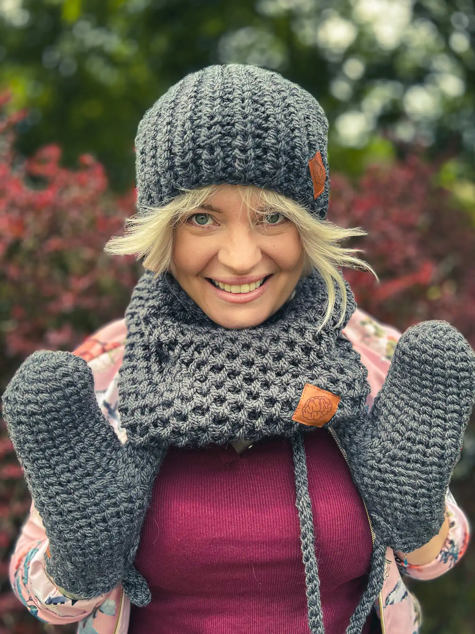 Rękawiczki handmade ze sznureczkiem ,,Ciemny szary" 32 Welna merino rekawiczki