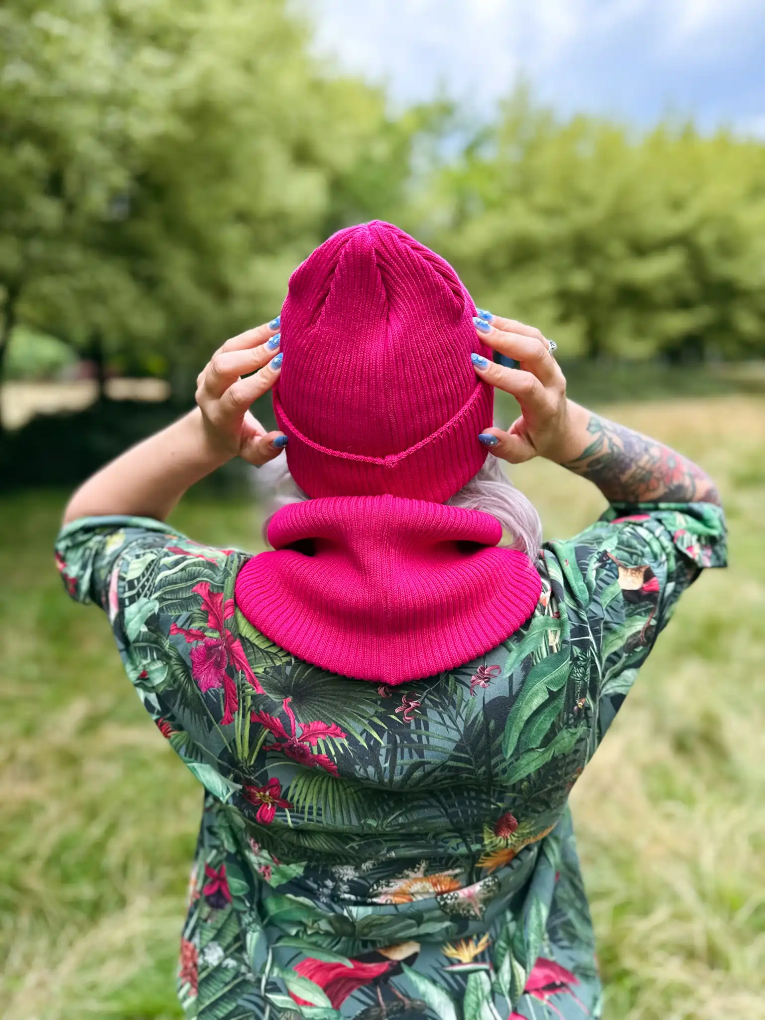 Bawełniana czapka beanie logo ekoskórka "Malina" 39 bawelniana beanie malinowa