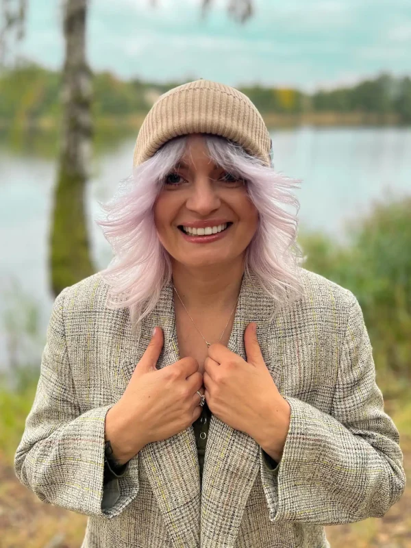 bawelniana jasna czapka beanie 1