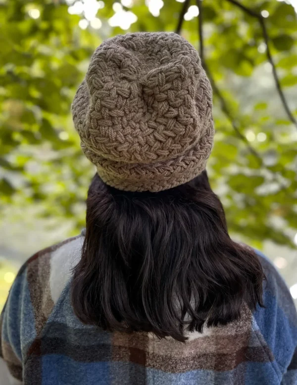 Czapka ręcznie robiona EXPLORER "Ciemny beż" 6 beżowa-czapka-handmade (1)