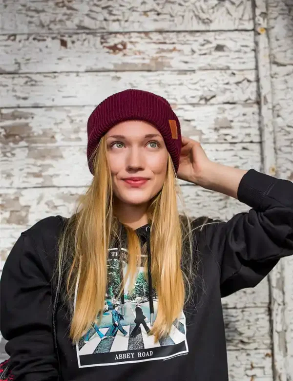 Czapka beanie logo ekoskórka "Bordo" 8 bordo-czapka-cienka-krótka-brain-inside