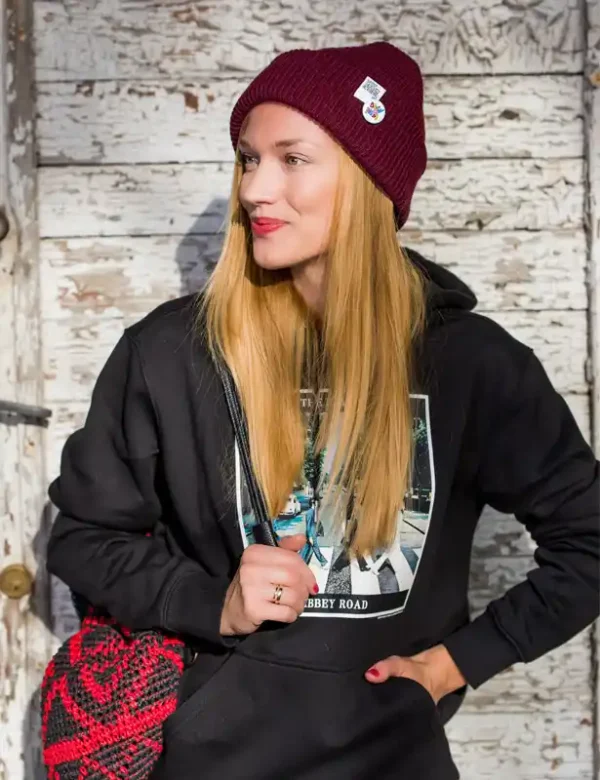 Czapka wywijana logo kolorowe "Bordo" 8 bordowa czapka modna brain inside