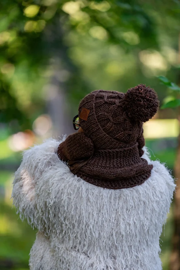Czapka MERINO Euforia "Brązowy" 8 brazowa czapka z pomponem damska