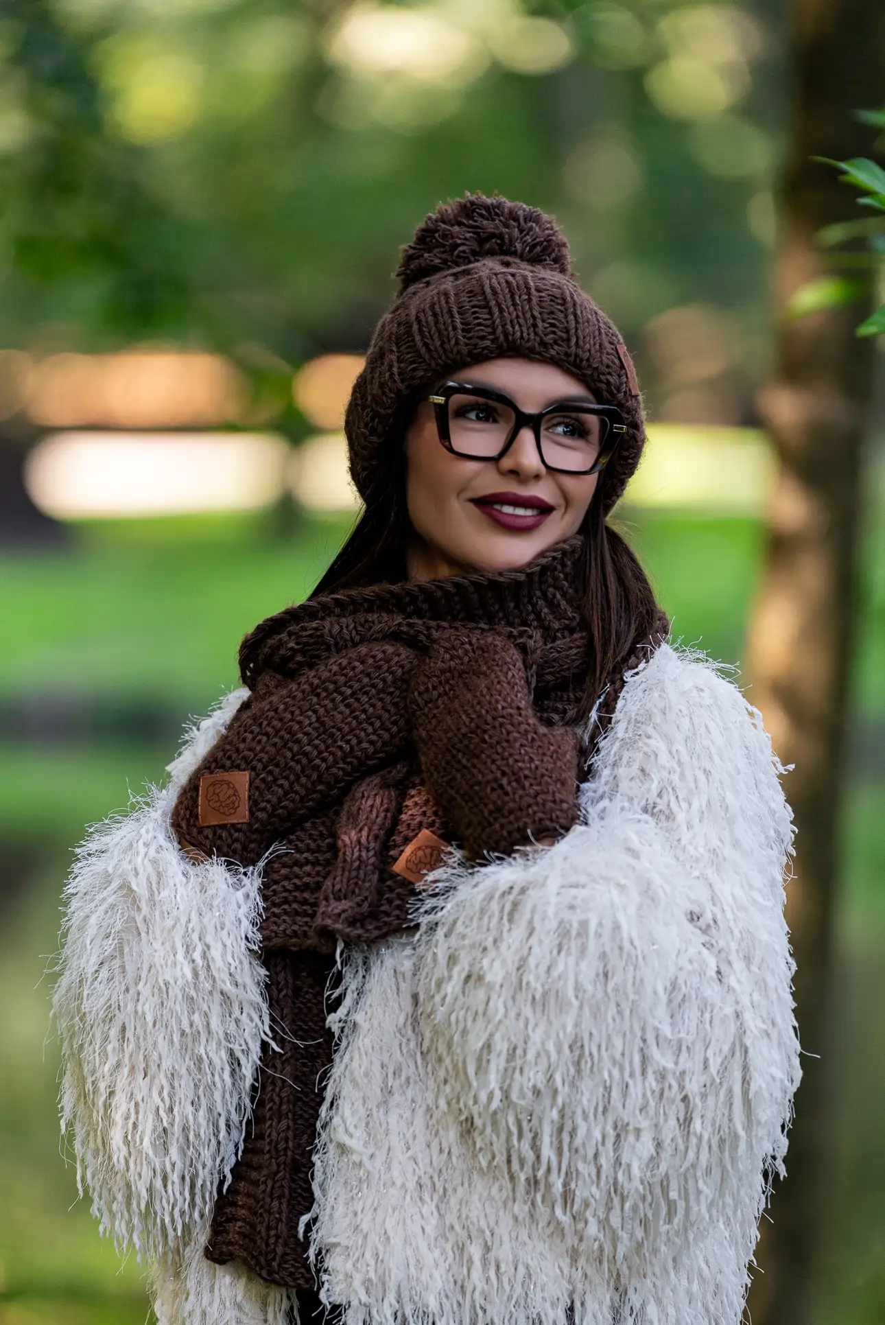Czapka MERINO Euforia "Brązowy" 16 brazowa czapka z pomponem