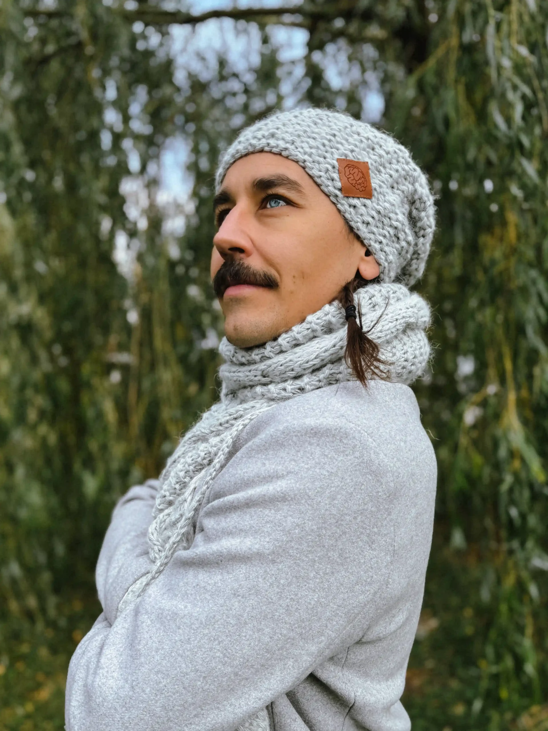 Męska czapka MERINO Neverland "Wybielony szary" + podszewka JEDWAB 80 czaoka meska kaszmir scaled 1