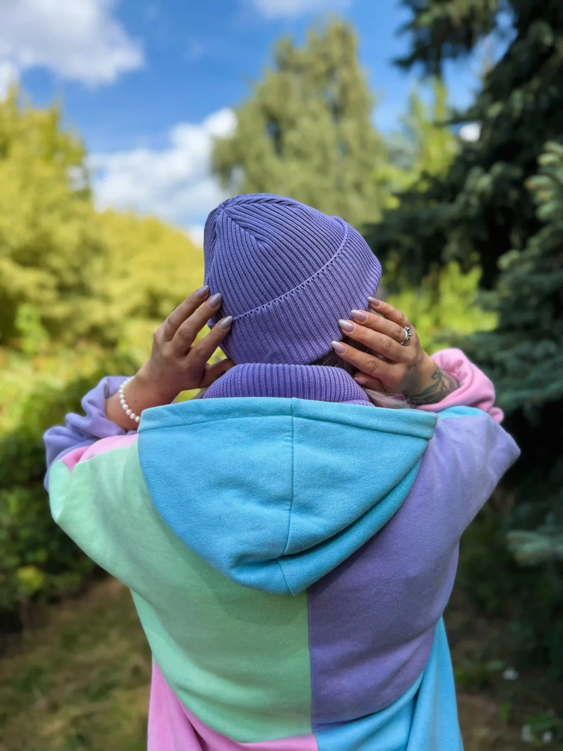 Czapka beanie z bawełny logo kolorowe "Jasny fiolet" 188 czapka beanie damska scaled 1