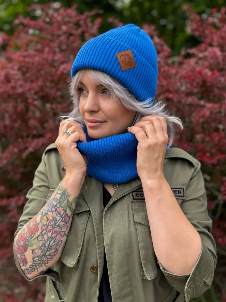 czapka beanie niebieska scaled 1