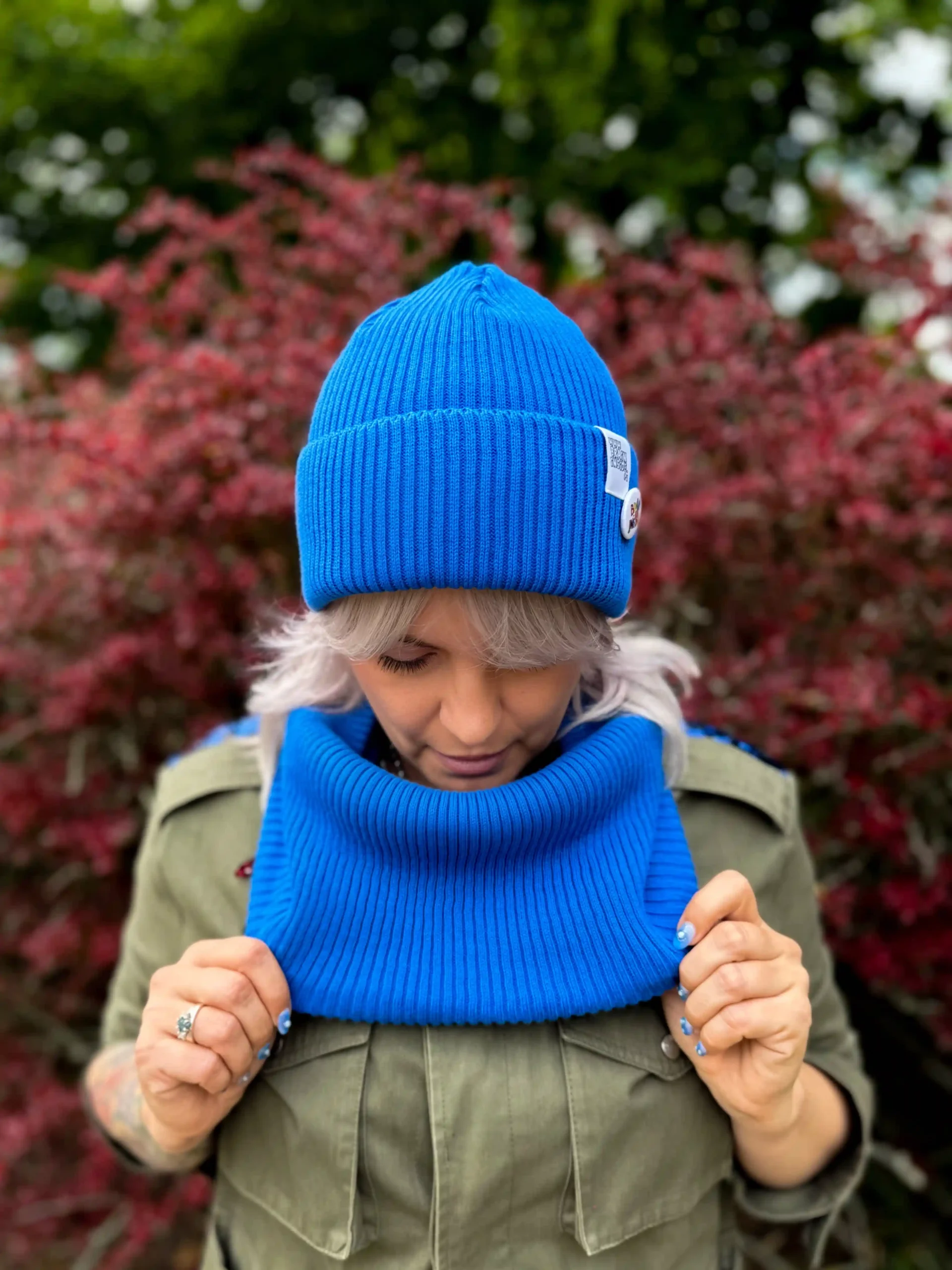 Czapka beanie z bawełny logo kolorowe "Niebieski Kobalt" 178 czapka beanie rybacka niebieska bawelniana scaled 1