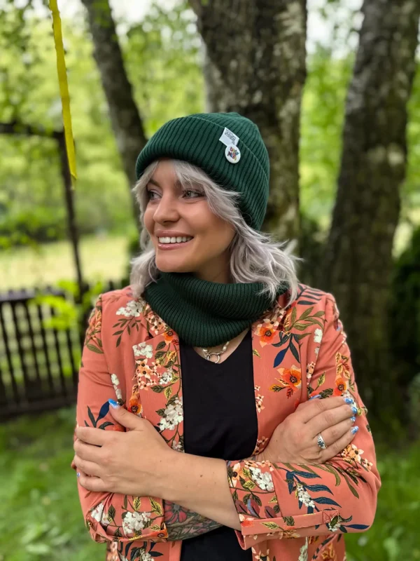 Czapka beanie z bawełny logo kolorowe "Zielony" 8 czapka beanie z haftem zielona scaled 1