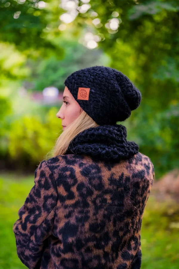 Czapka MERINO Explorer "Czarny" 16 czapka merino czarna damska