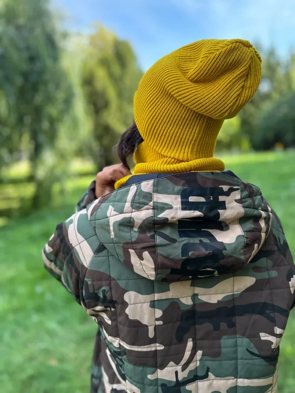 Męska czapka męska slouchy logo kolorowe "Miodowa musztarda" 13 czapka meska miodowa scaled 1