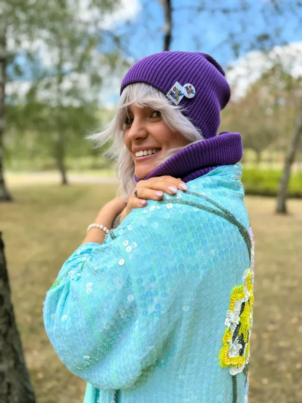 Luźna czapka z bawełny logo kolorowe "Fiolet" 11 czapka slouchy fiolet scaled 1