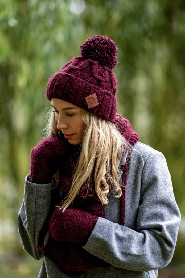 Czapka MERINO Euforia "Bordo" 11 czapka z logo firmy naturalne materialy