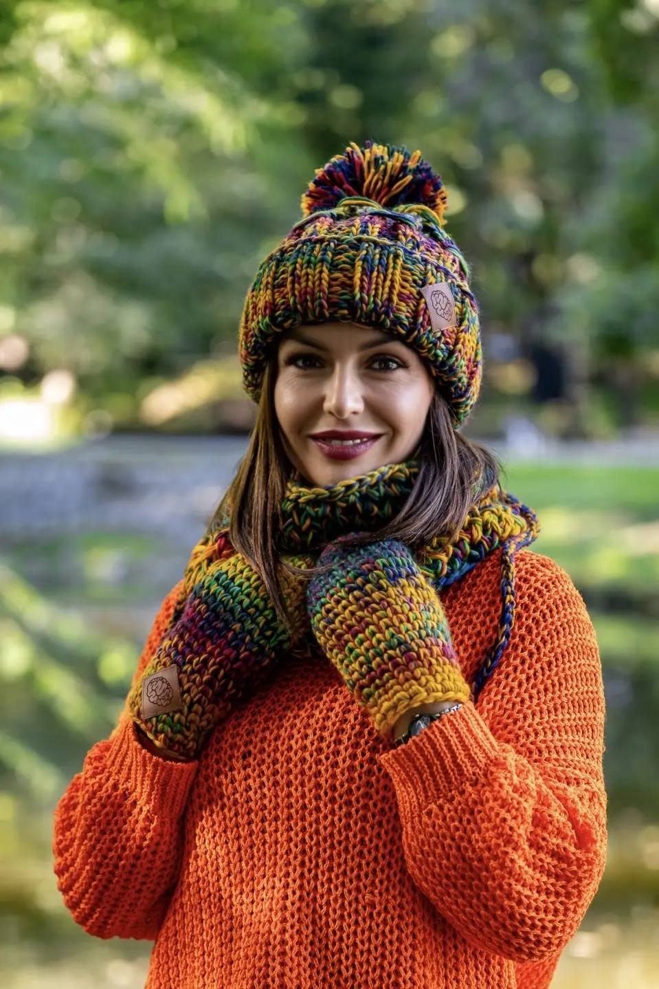 Mały komin MERINO 100% "Kolory" 52 czapka z logo firmy