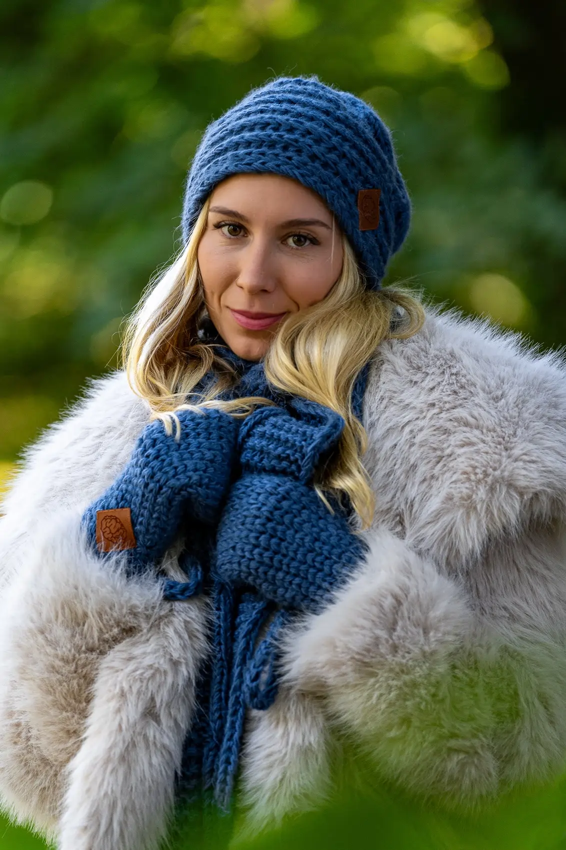 Rękawiczki MERINO "Ciemny niebieski" 48 czapka zimowa oversize merino