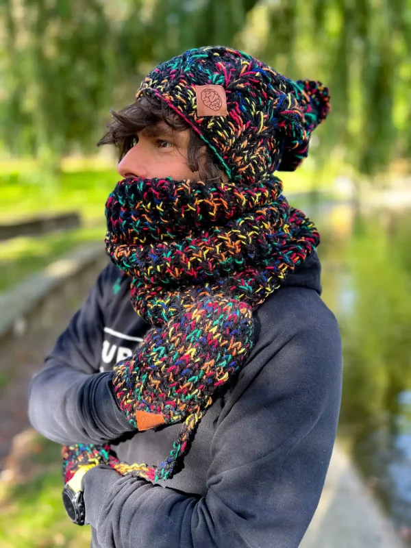 Męska czapka MERINO 75% "Czarne czerwienie" SMILE 11 czapka handmade dla mezczyzny 1