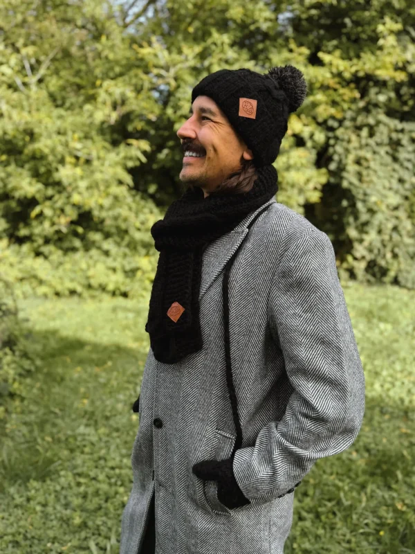 Męska czapka MERINO Euforia "Czarny" 13 czarna czapka meska merino z pomponem scaled 1