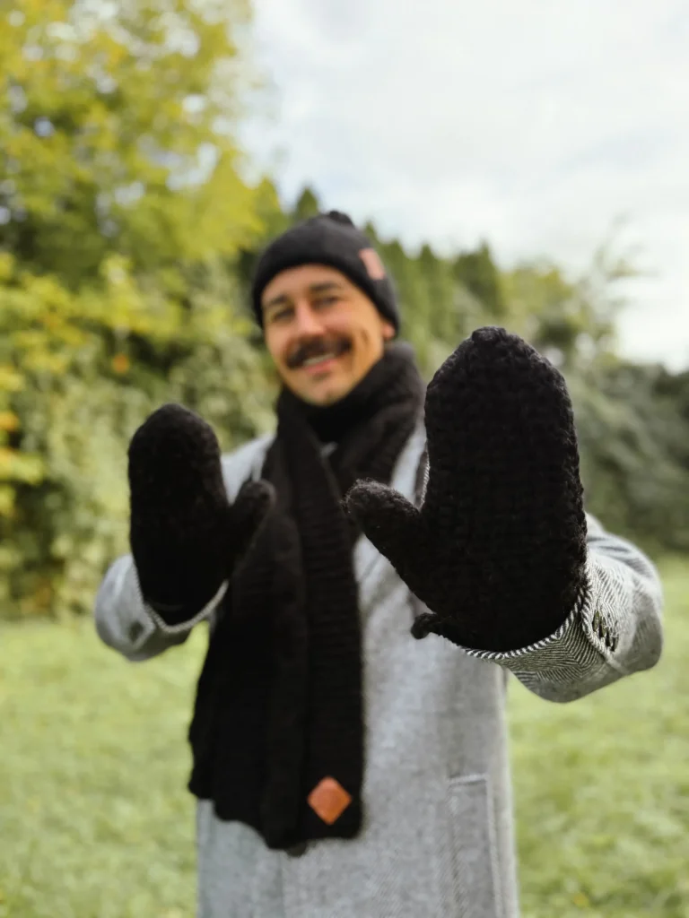 czarne meskie rekawiczki merino scaled 1