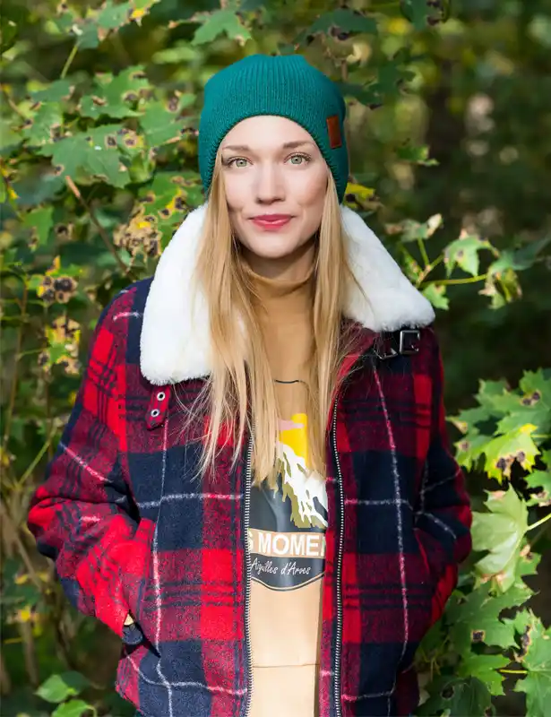 Czapka beanie logo ekoskórka "Zielony" 18 damska czapka jesienna w kolorze zielonym brain inside