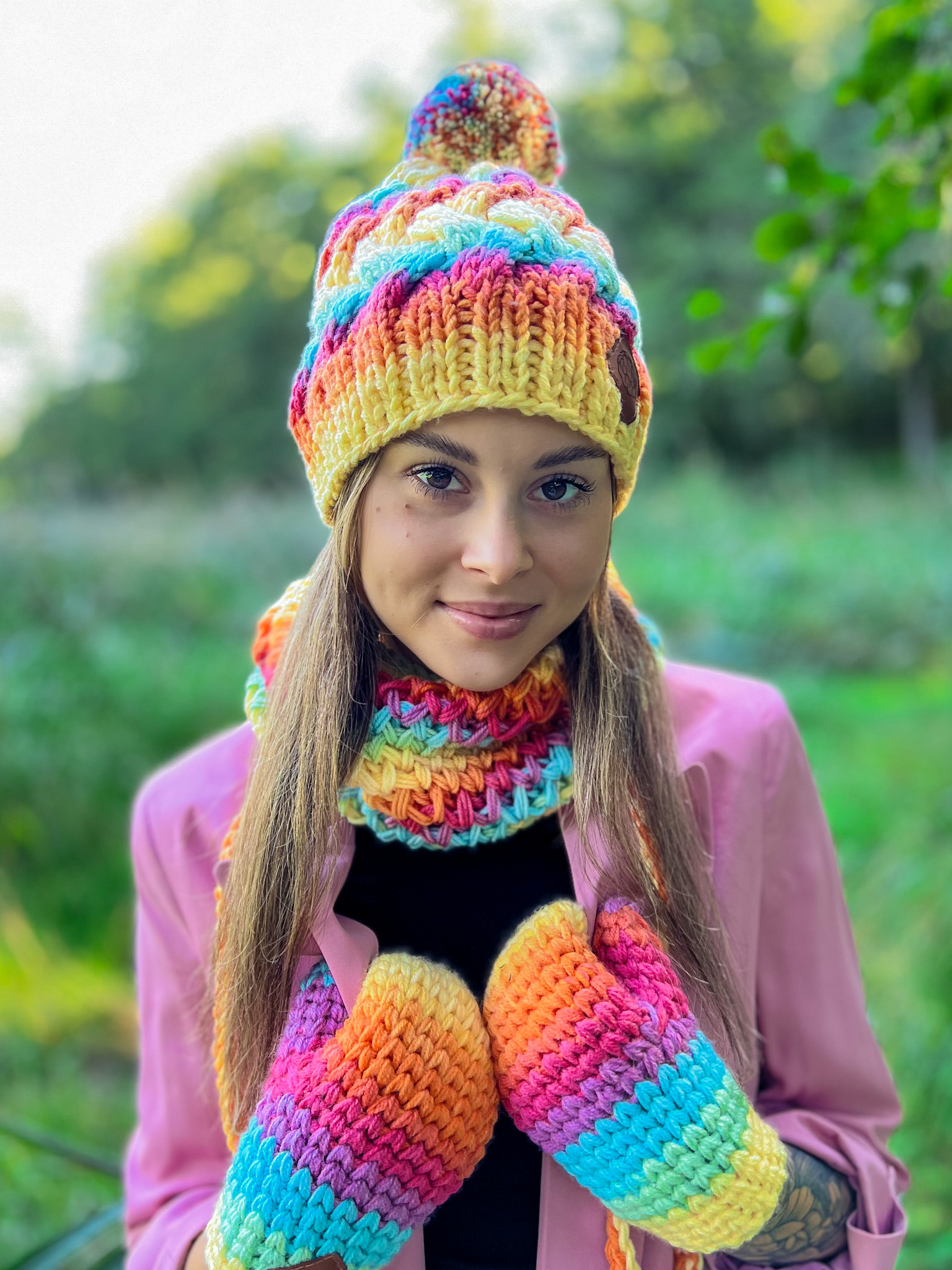 Modna czapka zimowa HAPPY ,,Cieniowane cytrusy" 66 dziergana czapka dla morsa 1