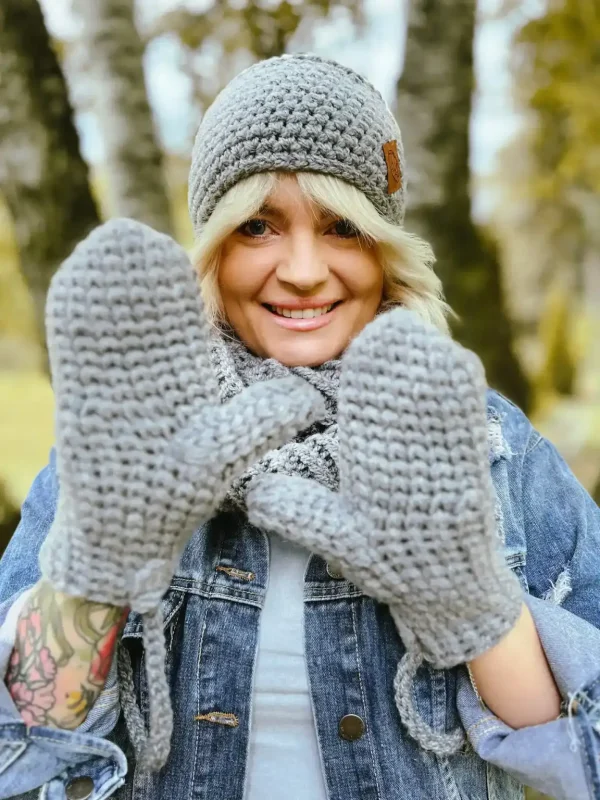 Rękawiczki handmade ze sznureczkiem ,,Szary" 10 glowne 2 2 1