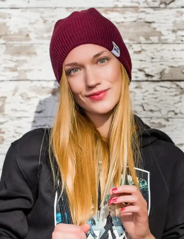 Czapka slouchy logo kolorowe "Bordo" 7 glowne 4 6