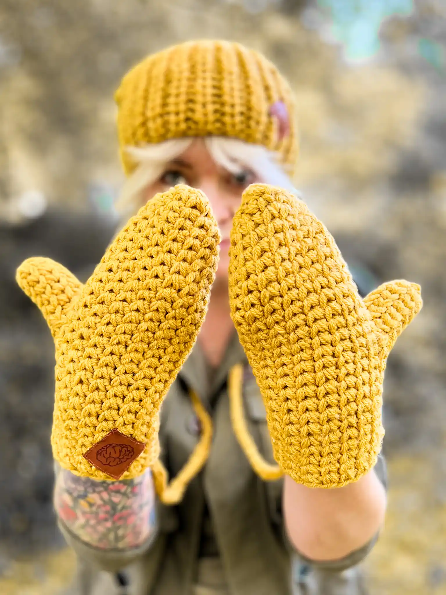 Rękawiczki handmade ze sznureczkiem ,,Miodowa musztarda" 35 Stylowe mitenki z alpaki