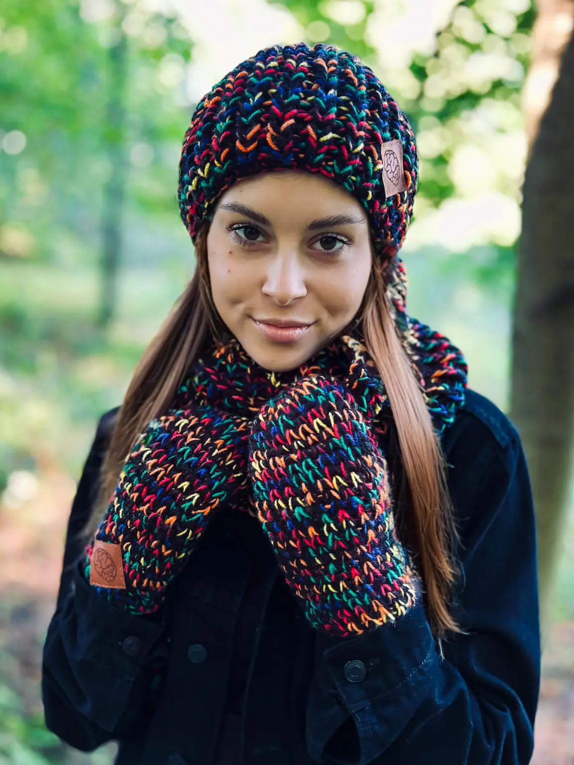 Czapka zimowa ENERGY SHOT ,,Czarne czerwienie" 115 kobiecy biznes w tvn 1