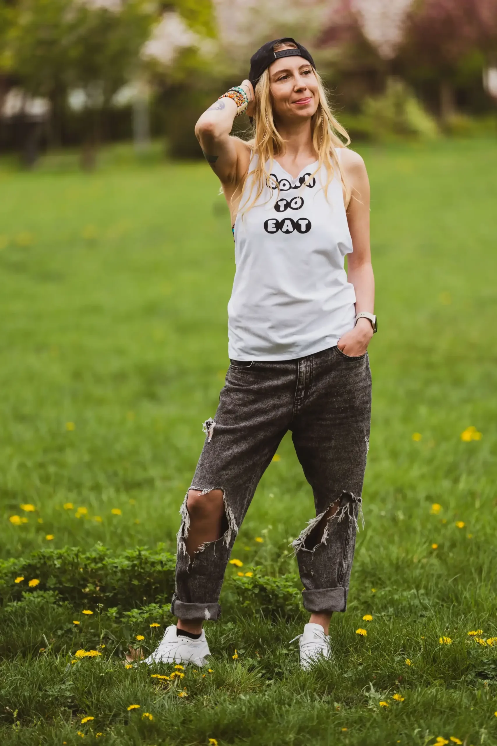 Tank top bawełniany z napisem Born to eat 169 kobiecy tank top scaled 1