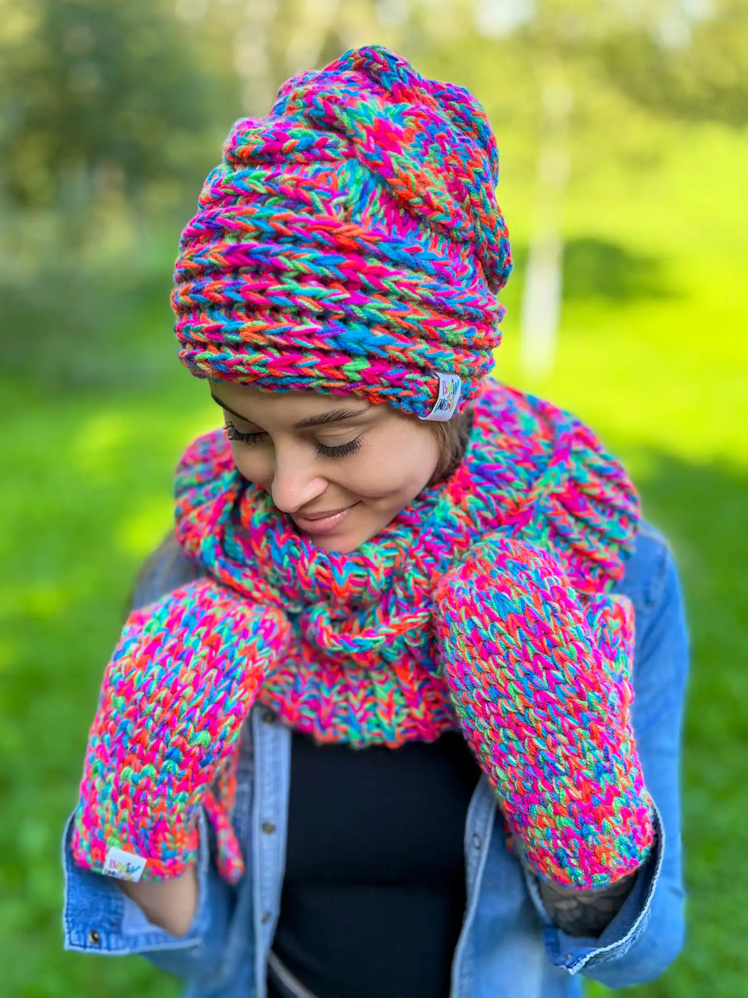 Kolorowa czapka nieugniatająca włosów THIS IS IT ,,Kolorki" 133 kolorowa czapka handmade nieugniatajaca wlosow