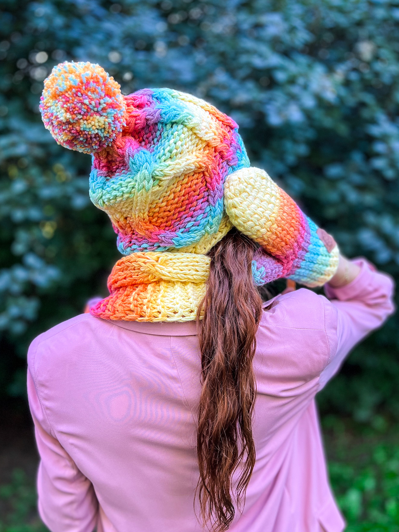 kolorowa czapka handmade ocieplana polarem