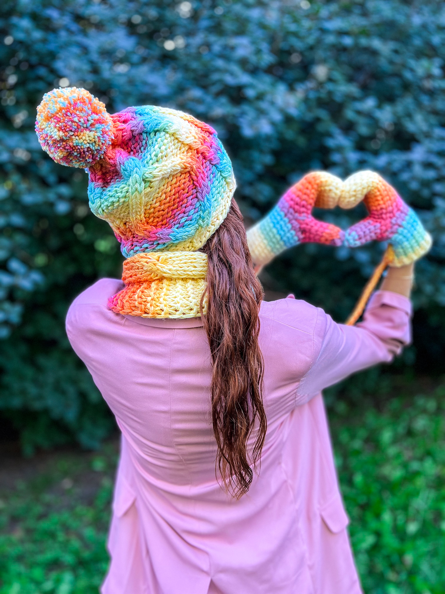 kolorowa czapka handmade podszyta polarem