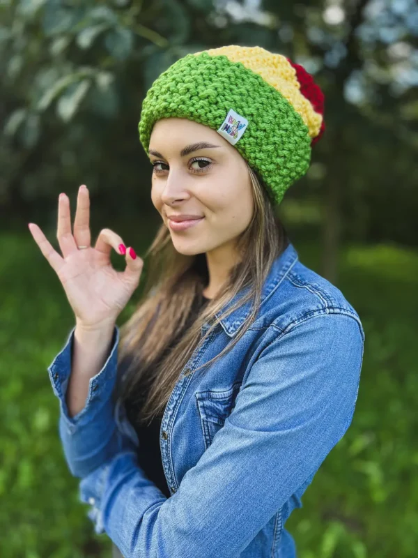 Czapka zimowa slouchy NEVERLAND "Reggae" 13 kolorowa czapka handmade w paski