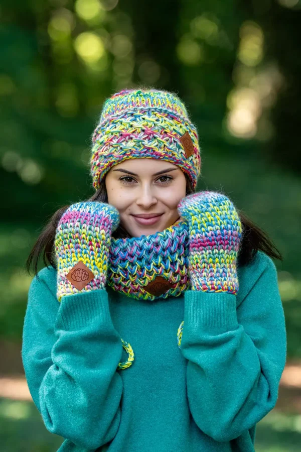 Mały komin MERINO 100% "Cukierki" 17 kolorowa czapka merino z jedwabiem