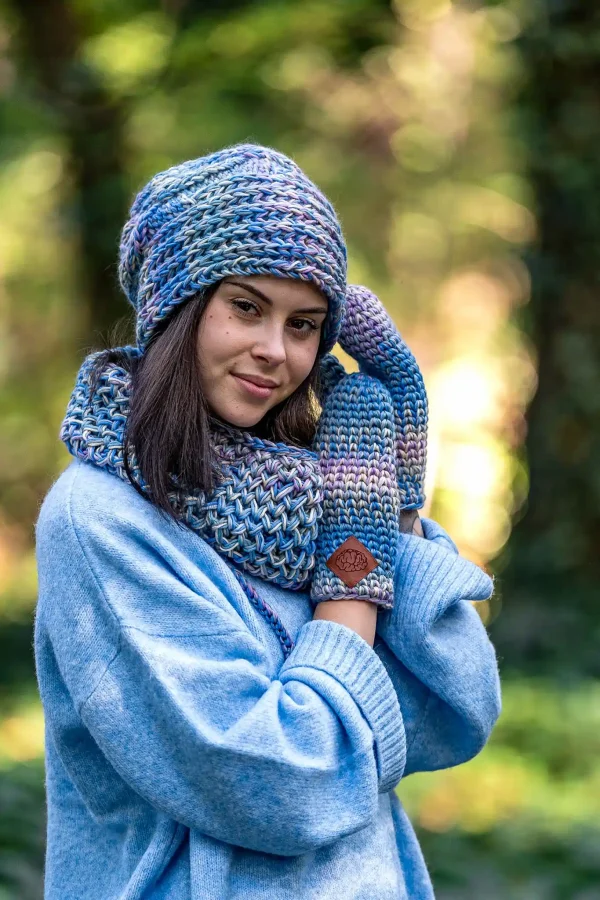 kolorowa czapka oversize merino