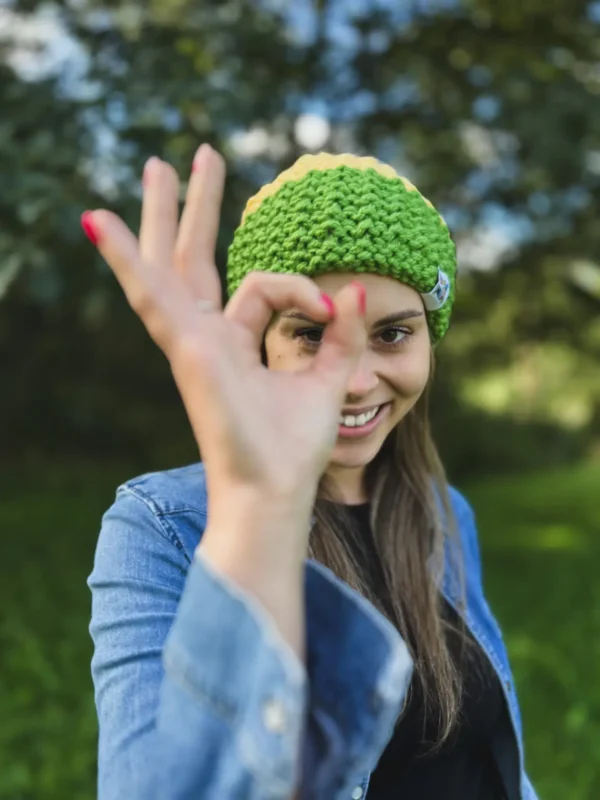 Czapka zimowa slouchy NEVERLAND "Reggae" 15 kolorowa recznie robiona czapka na zime brain inside