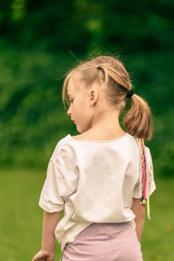 Koszulka dla dziecka biała "Bron to: eat play trouble" 13 koszulka dla dziecka z napisem
