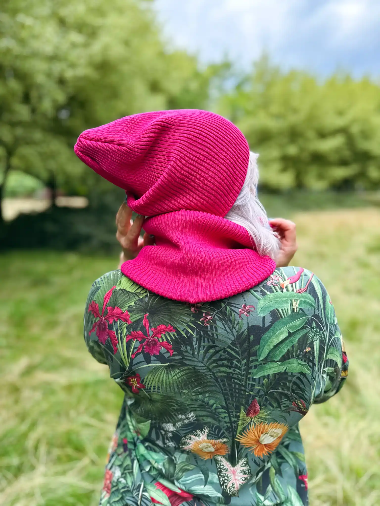 Luźna czapka z bawełny logo kolorowe "Malina" 175 malinowa czapka bawelniana