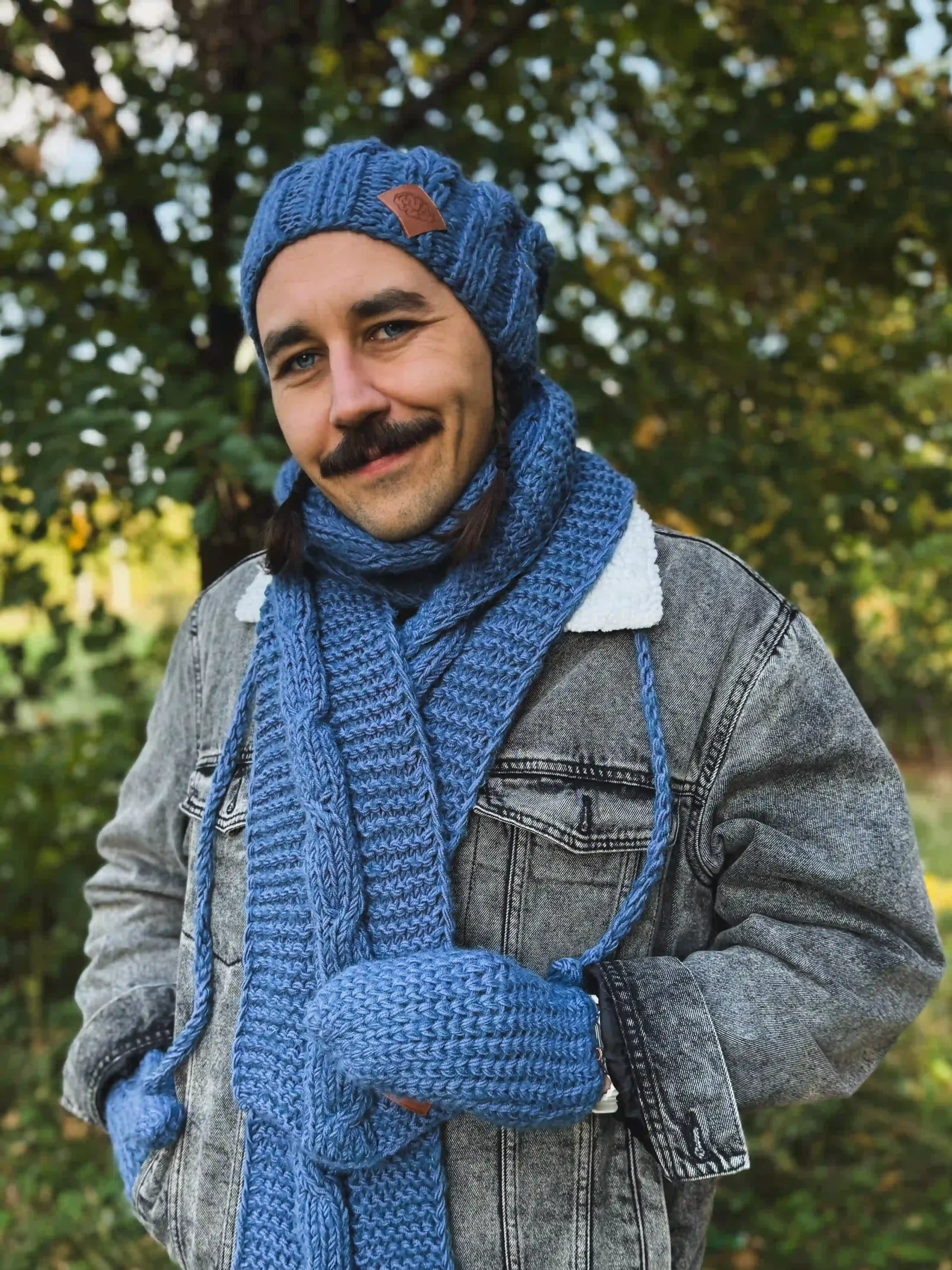 Męska czapka MERINO Smile "Ciemny niebieski" + podszewka JEDWAB 23 meska czapka merino z pomponem niebieska scaled 1