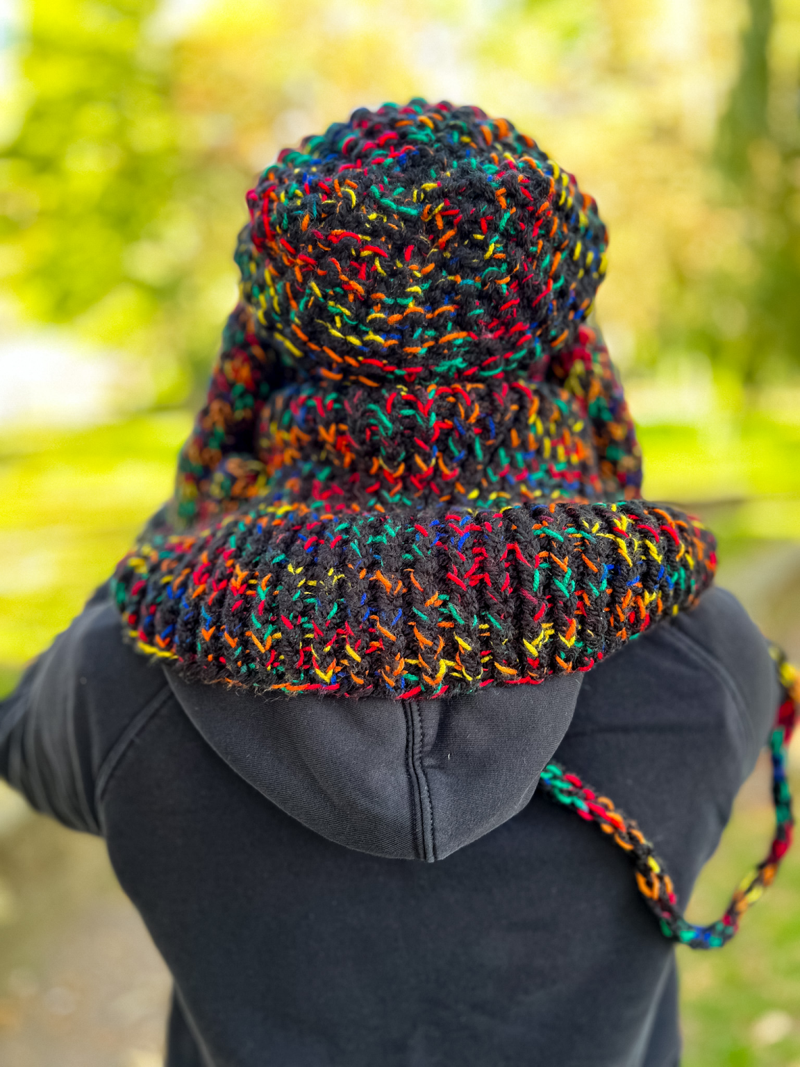 Męska czapka MERINO 75% "Czarne czerwienie" NEVERLAND 69 meska czapka handmade