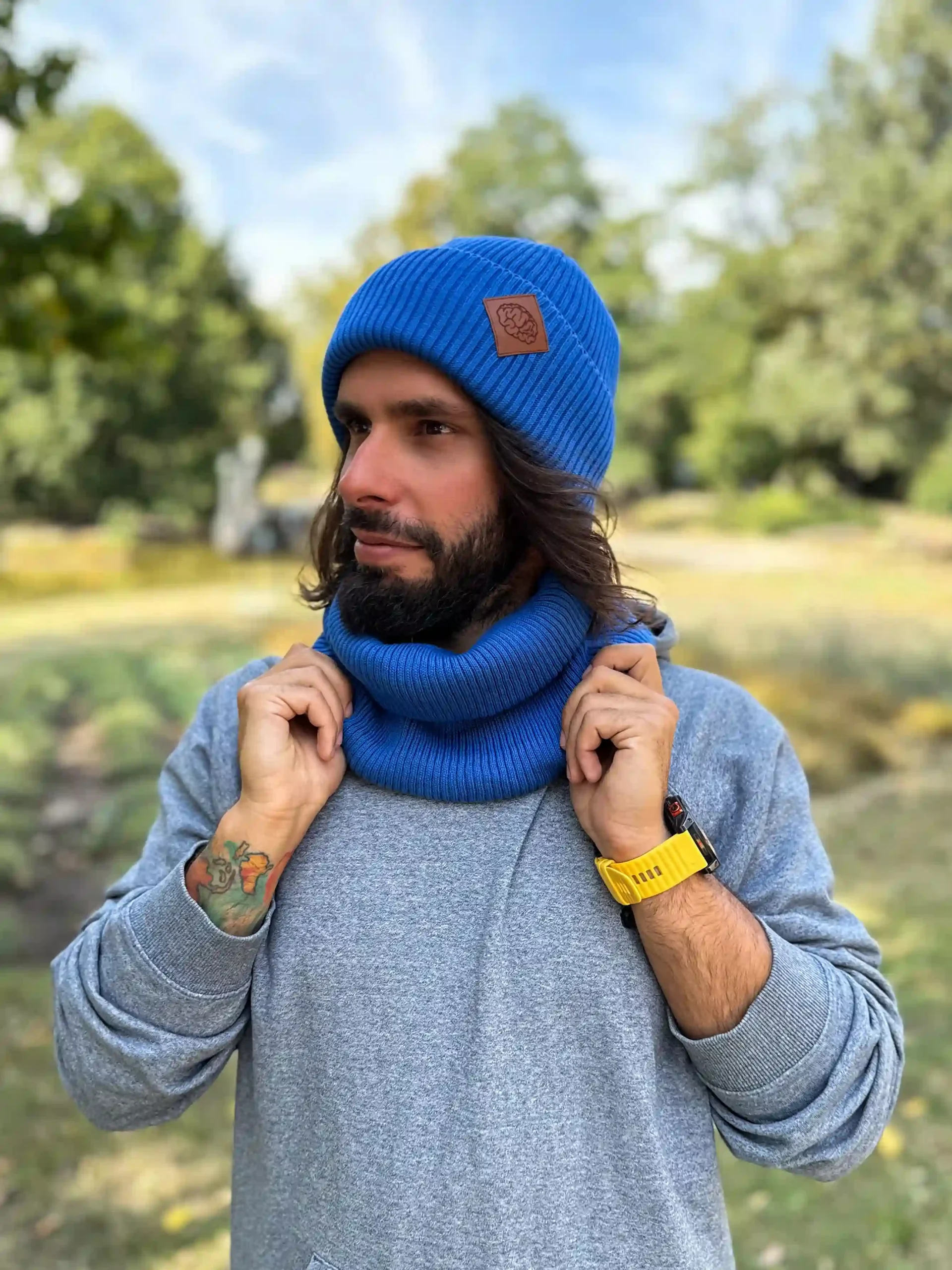 Męska bawełniana czapka beanie logo ekoskórka "Niebieski Kobalt" 33 meski komin za szyje niebieski bawelna scaled 1