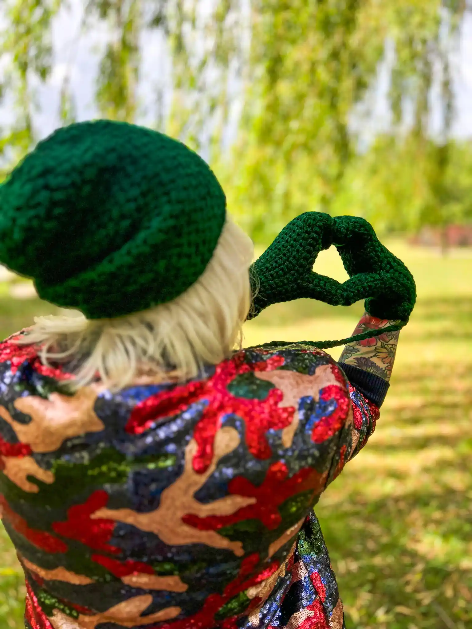 Rękawiczki handmade ze sznureczkiem ,,Ciemny zielony" 242 mitenki alpaka