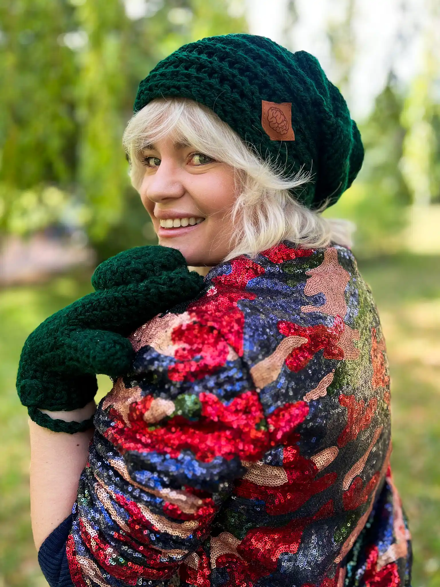 Rękawiczki handmade ze sznureczkiem ,,Ciemny zielony" 241 mitenki z alpaki zielone