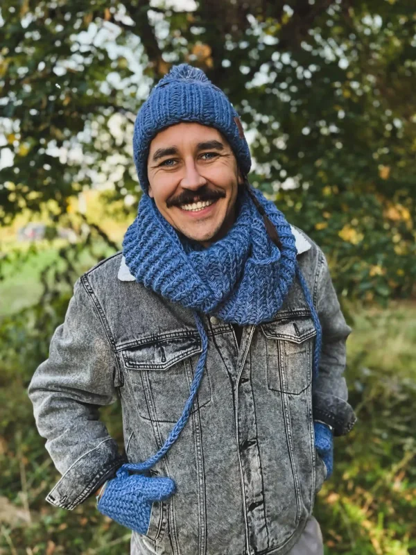 Męska czapka MERINO Euforia "Ciemny niebieski" 17 niebieska beanie meska merino scaled 1