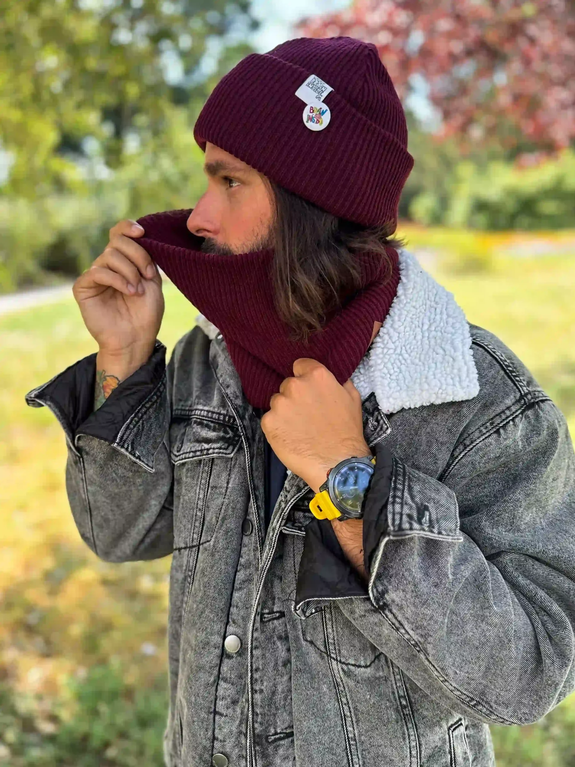 Męska czapka wywijana logo kolorowe "Bordo" 40 producent kominow zimowych scaled 1