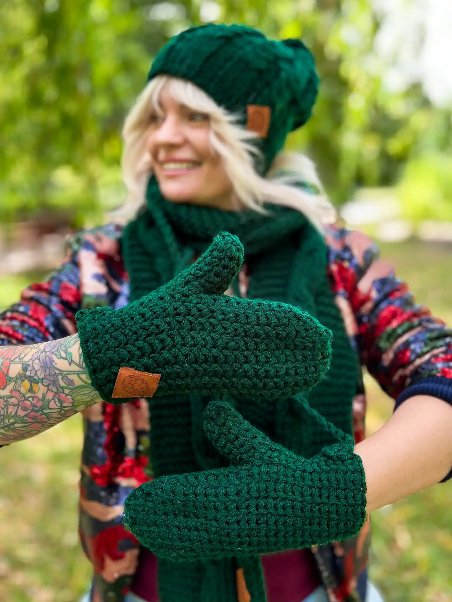 Rękawiczki handmade ze sznureczkiem ,,Ciemny zielony" 237 rękawiczki z jednym palcem