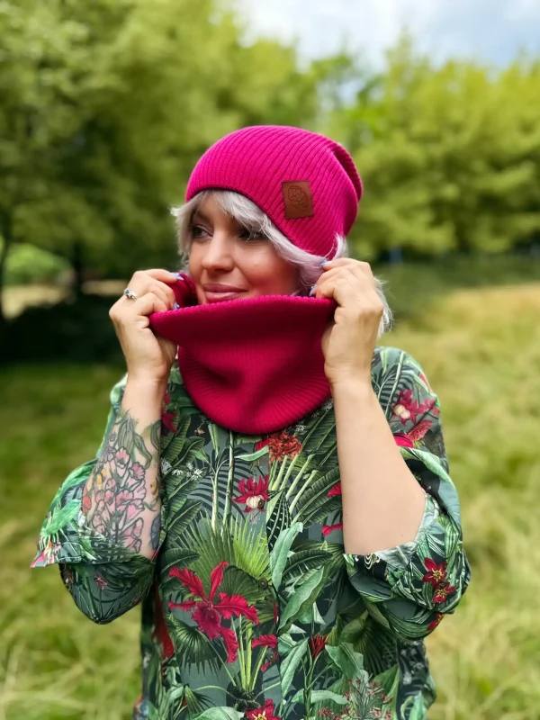 Bawełniana czapka jesienna logo ekoskórka "Malina" 9 rozowa czapka
