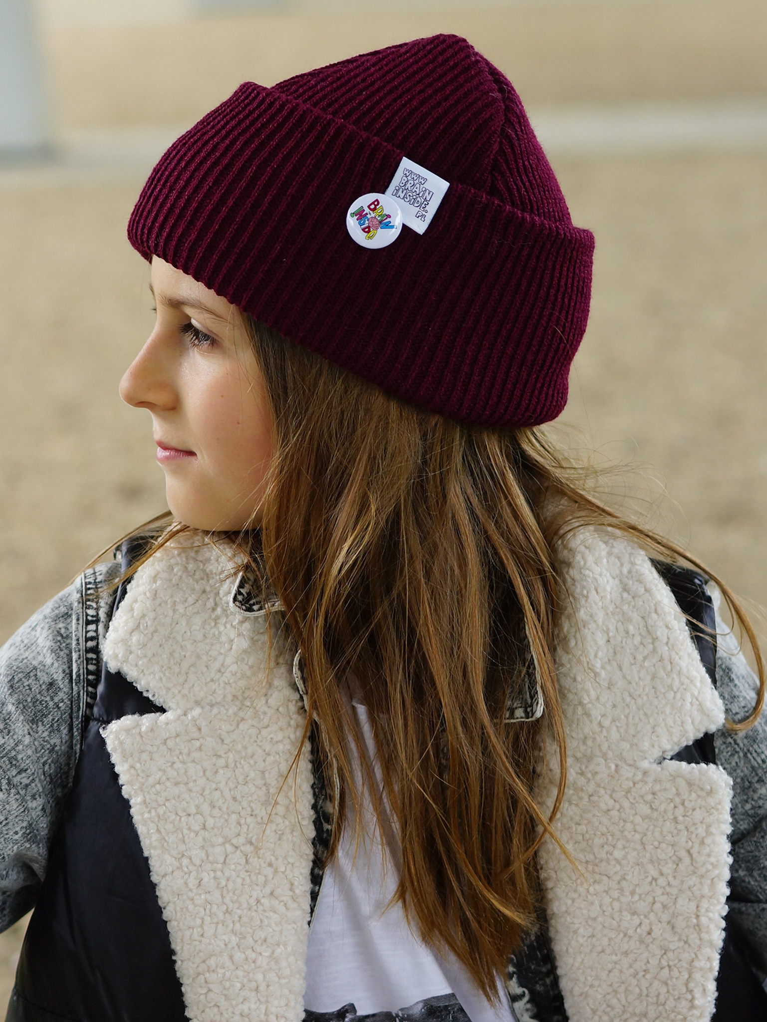 Czapka beanie dla dziecka logo kolorowe "Bordo" 19 streetwearowa czapka dla dziecka bordo Brain Inside